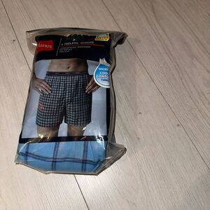 New Hanes boxers - 4 tagless boxers